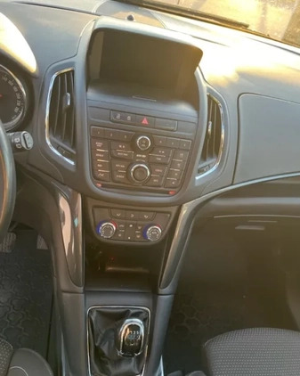 Opel Zafira cena 34900 przebieg: 190000, rok produkcji 2014 z Zambrów małe 301